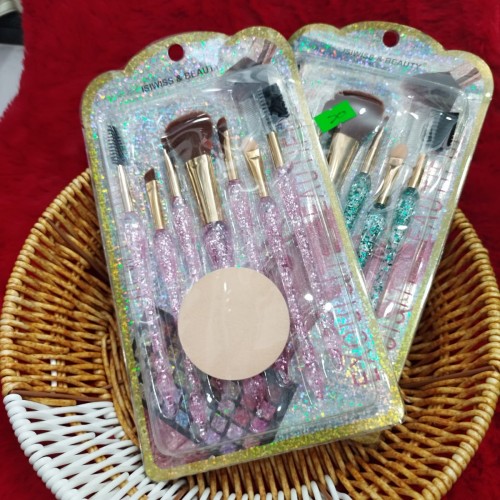 Brush Isiwiss  23