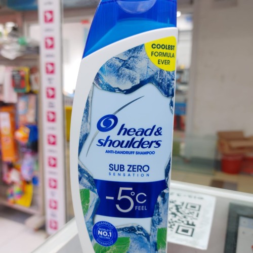 Head and Shoulders Anti Dandruff Shampoo Sub Zero -5C Free (made in thailand)