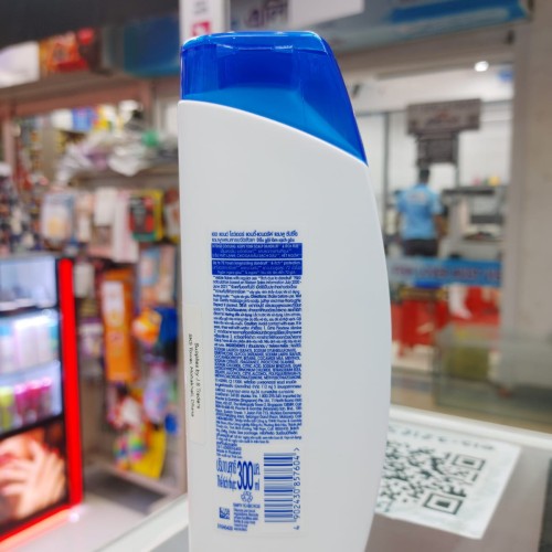 Head and Shoulders Anti Dandruff Shampoo Sub Zero -5C Free (made in thailand)