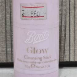 Boots Glow Cleansing Stick