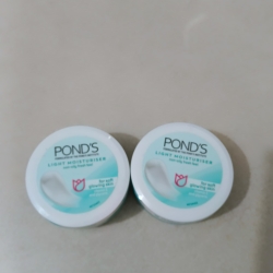 Ponds Light Moisturizer 50ml