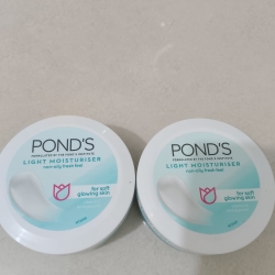 Ponds Light Moisturizer 100 ml